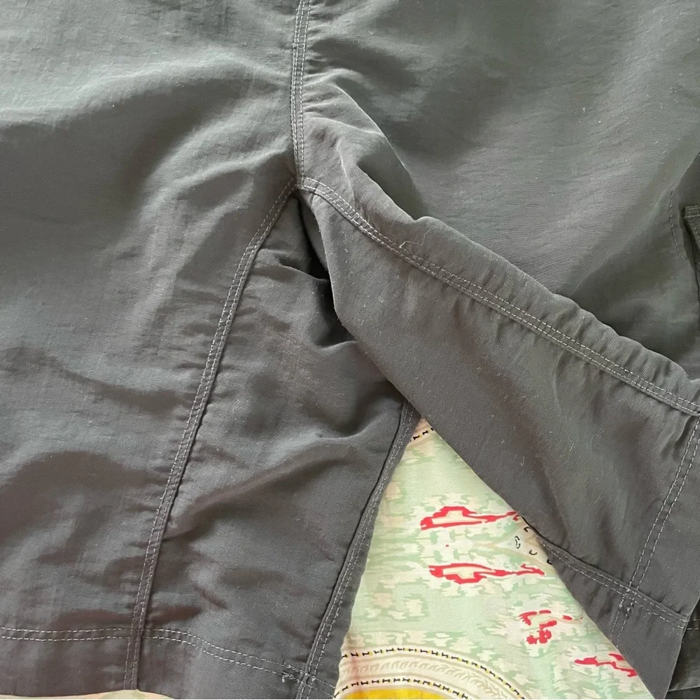 The North Face Men's Charcoal Cargo Shorts